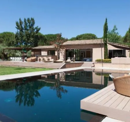 Villa Persea By The Pearls Collection